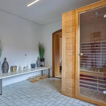 Kurhaus Am Nordenau - 10 Pers Feriehus