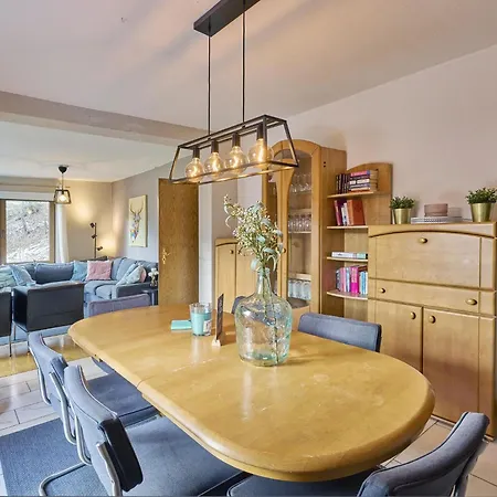 Kurhaus Am Nordenau - 10 Pers Feriehus Schmallenberg